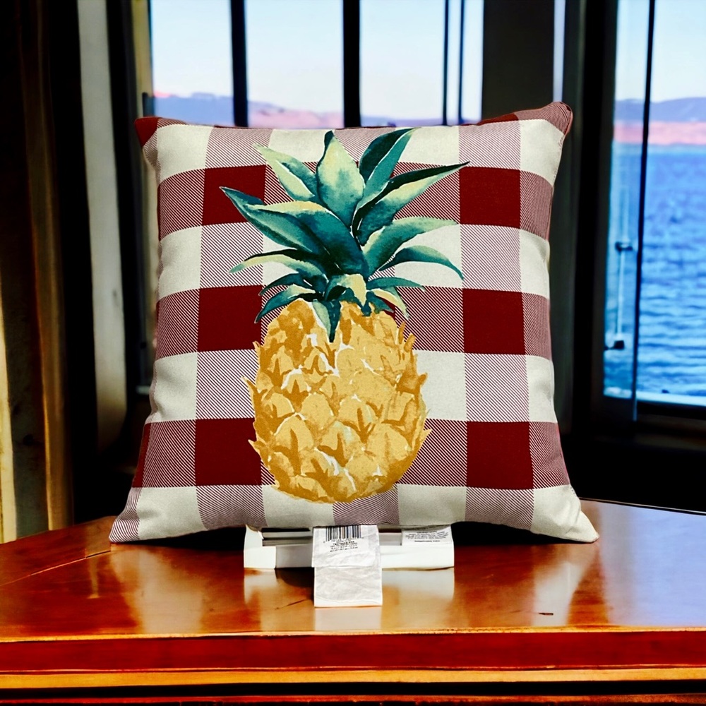 🆕 Hampton Bay Square Pillow Indoor/Outdoor Home Decor Pineapple Accent Pillow - Picture 6 of 17